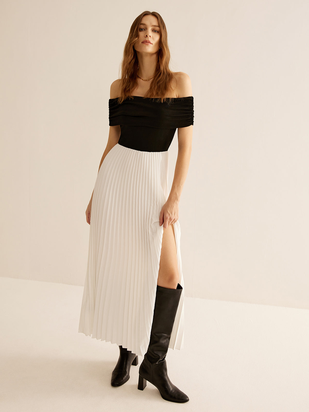 Off-Shoulder Panel Pleated Slit Dress