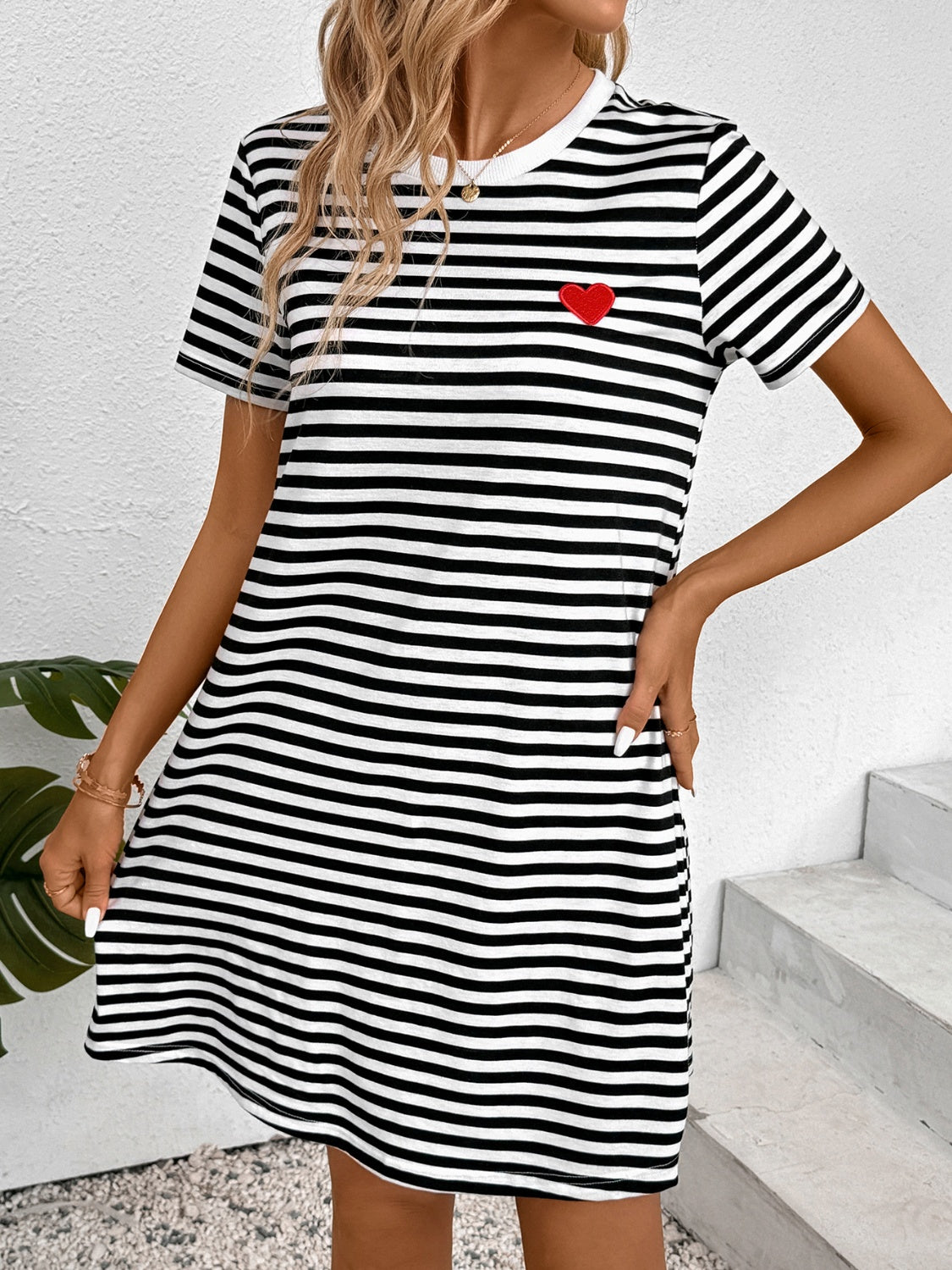 ABT15stri Striped Round Neck Short Sleeve Dress